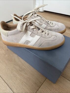 Hogan Cool Women's Sneaker in Beige Soft Suede
